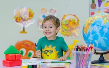 bambino scuola